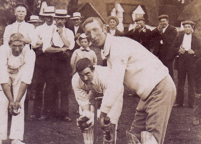 chrishall-rog-Cricket-1910-Pitches-H