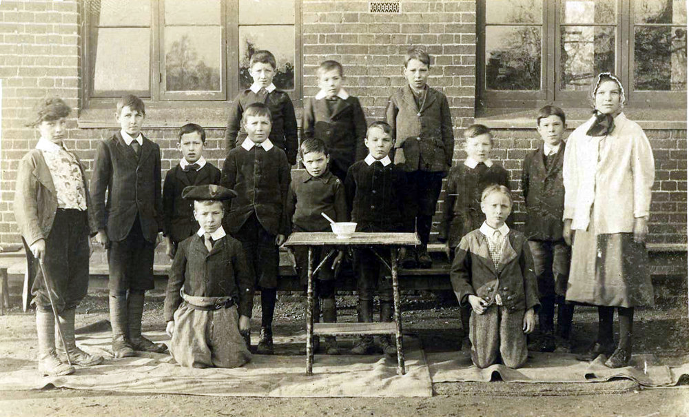 chrishall-school-play-1915
