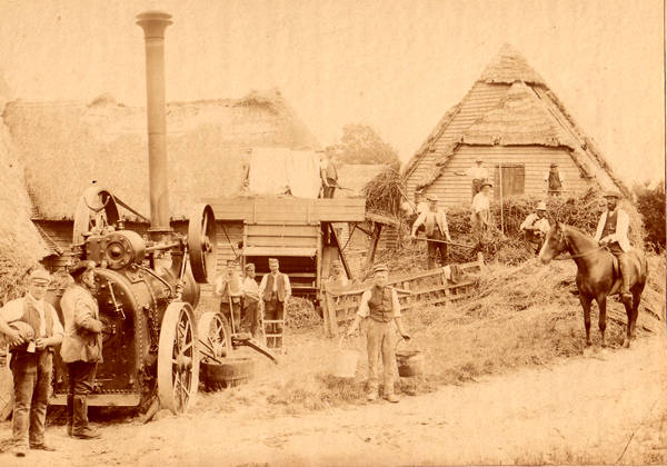 Traction Engine at Builden End